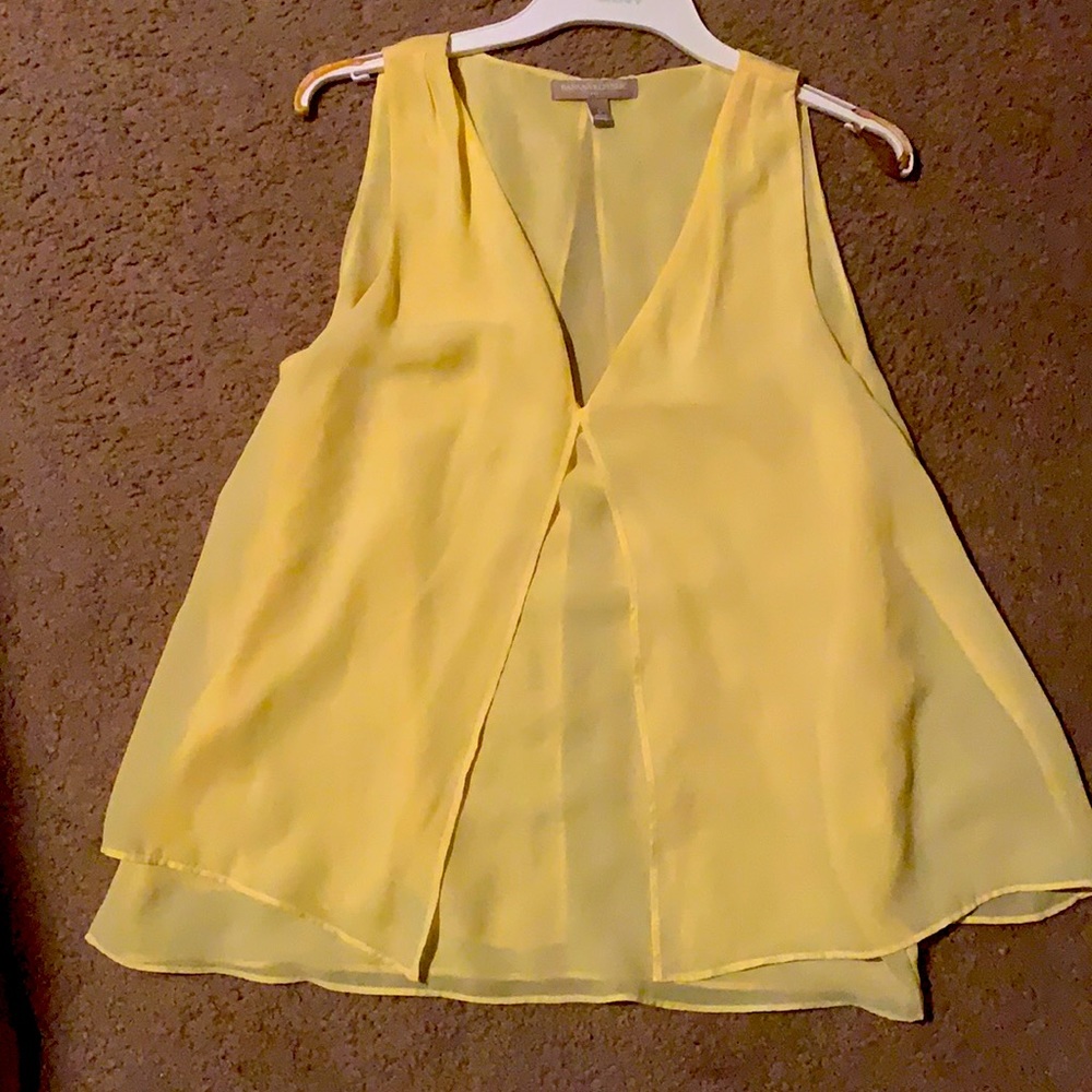 Yellow Banana Republic top; perfect condition